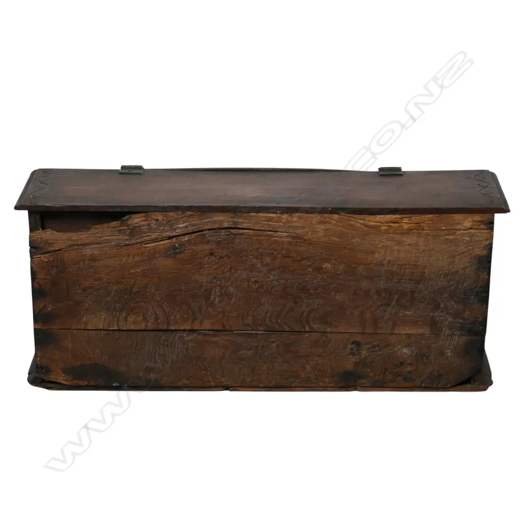 An 18thC oak bible box, Image 1++