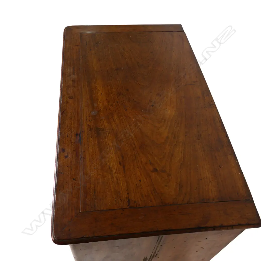 A 19thC oak campaign style chest of drawers, Image 1++