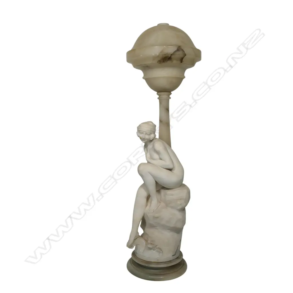 An Art Deco marble and alabaster figural lamp, Image 1++