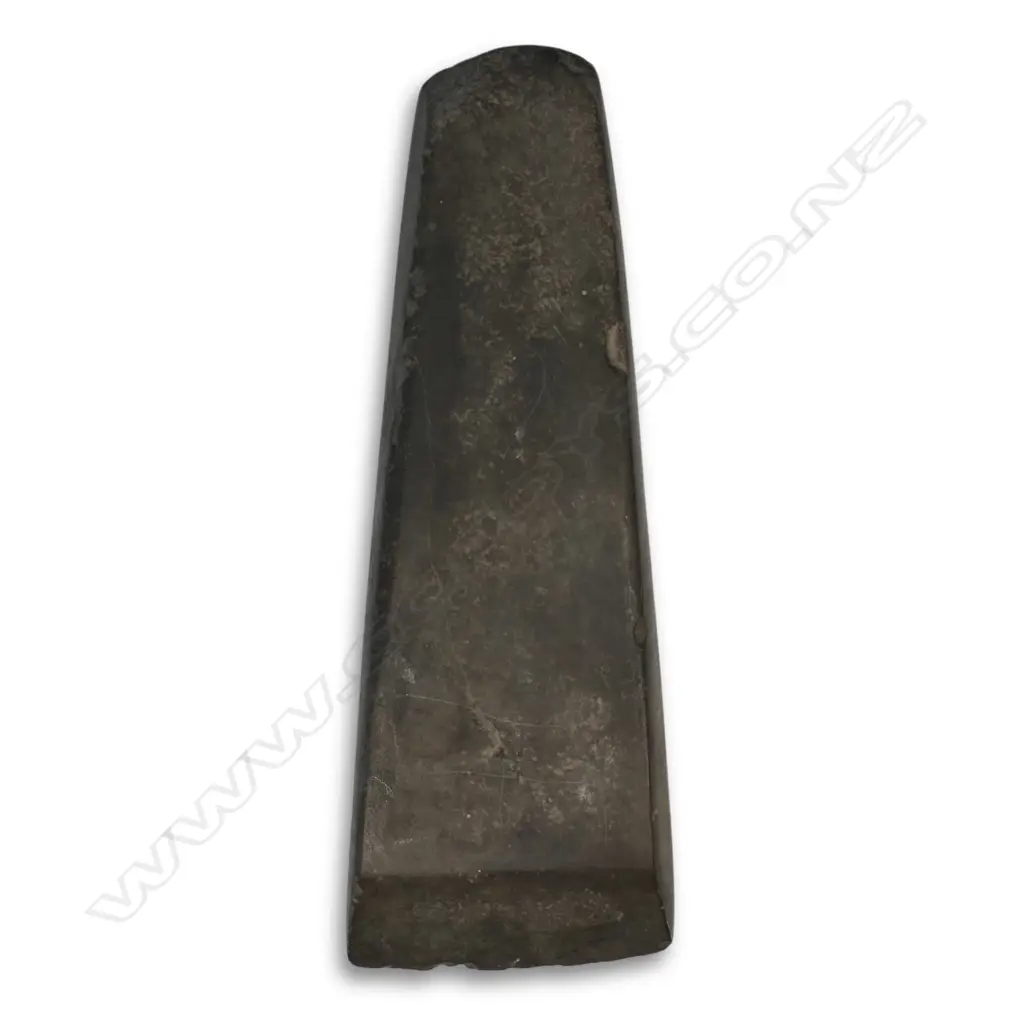 A large Māori stone toki, Image 1++