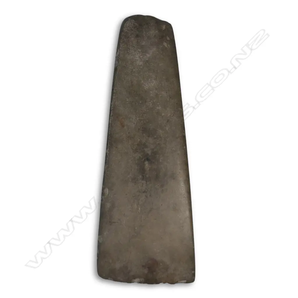 A large Māori stone toki, Image 1++