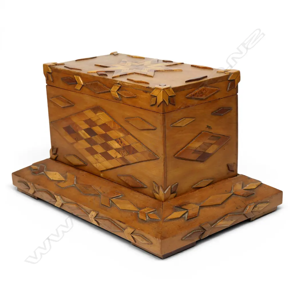 A colonial NZ native timbers lidded box on stand, Image 1++