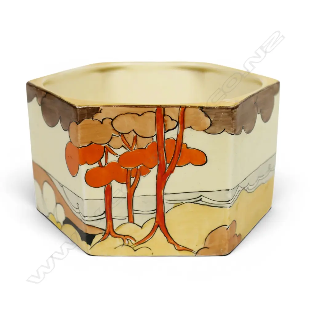 A Clarice Cliff Bizarre 'Coral Firs' pattern hexagonal bowl, Image 1++