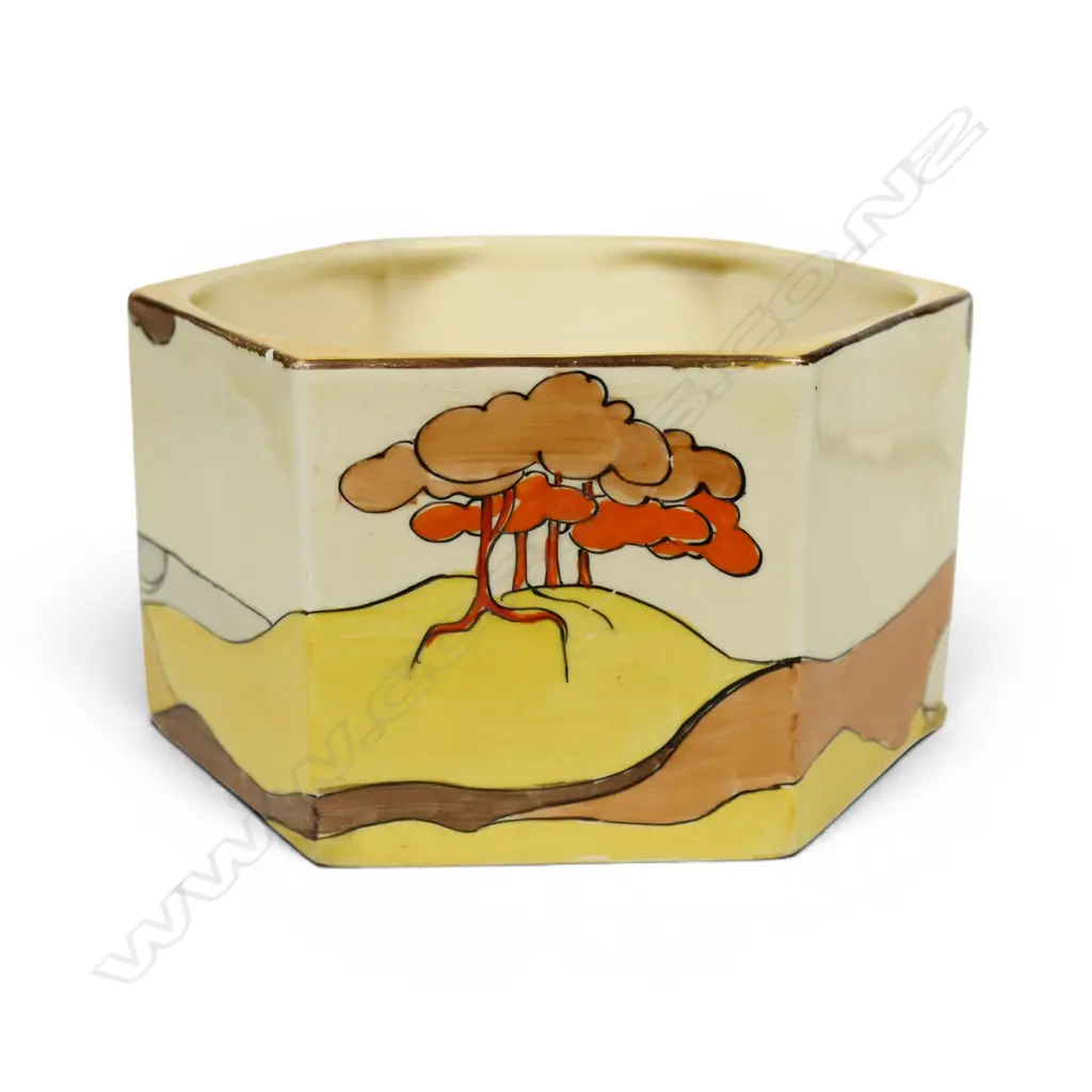 A Clarice Cliff Bizarre 'Coral Firs' pattern hexagonal bowl, Image 1++