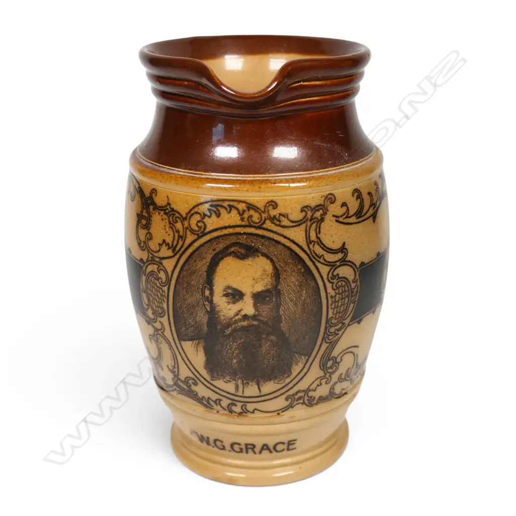 A Victorian Doulton Lambeth portrait jug, Image 1++