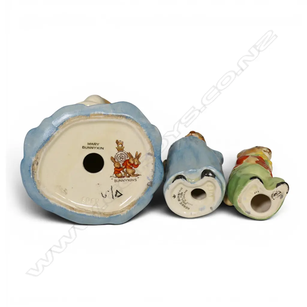 A very Rare Royal Doulton 1939 original Family Bunnykins set of figurines, Image 1++