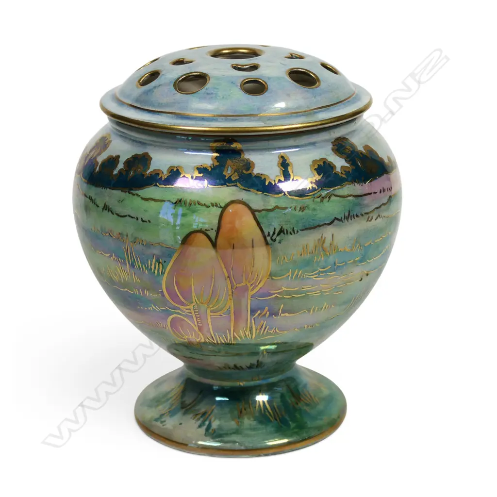A Grimwades Byzanta Ware fairy lustre rose bowl, Image 1++