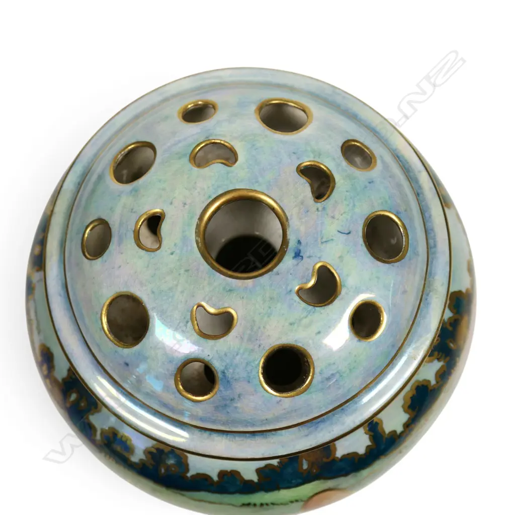 A Grimwades Byzanta Ware fairy lustre rose bowl, Image 1++