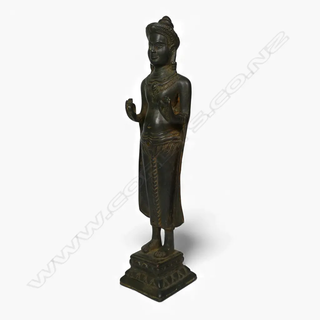 A Khmer bronze Buddha, Image 1++
