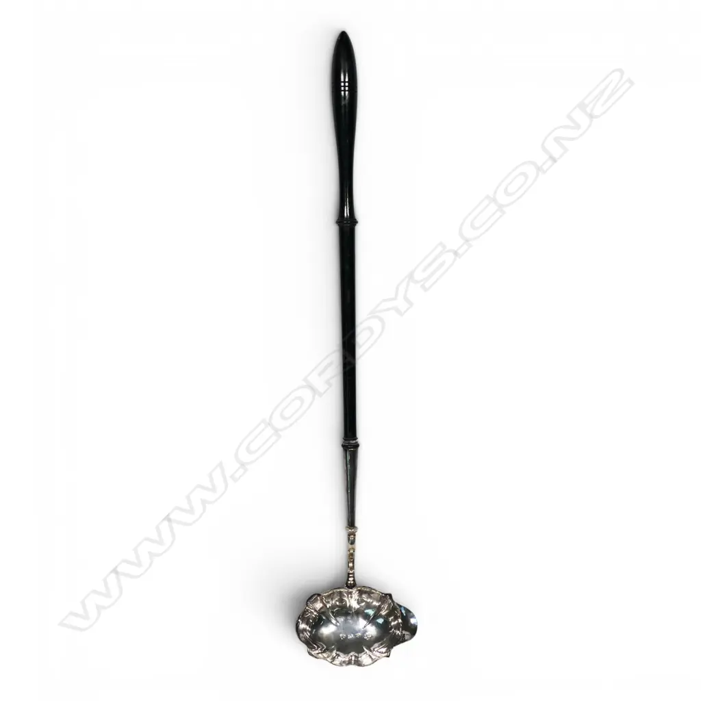 A London 1751 silver bowled toddy ladle, Image 1++