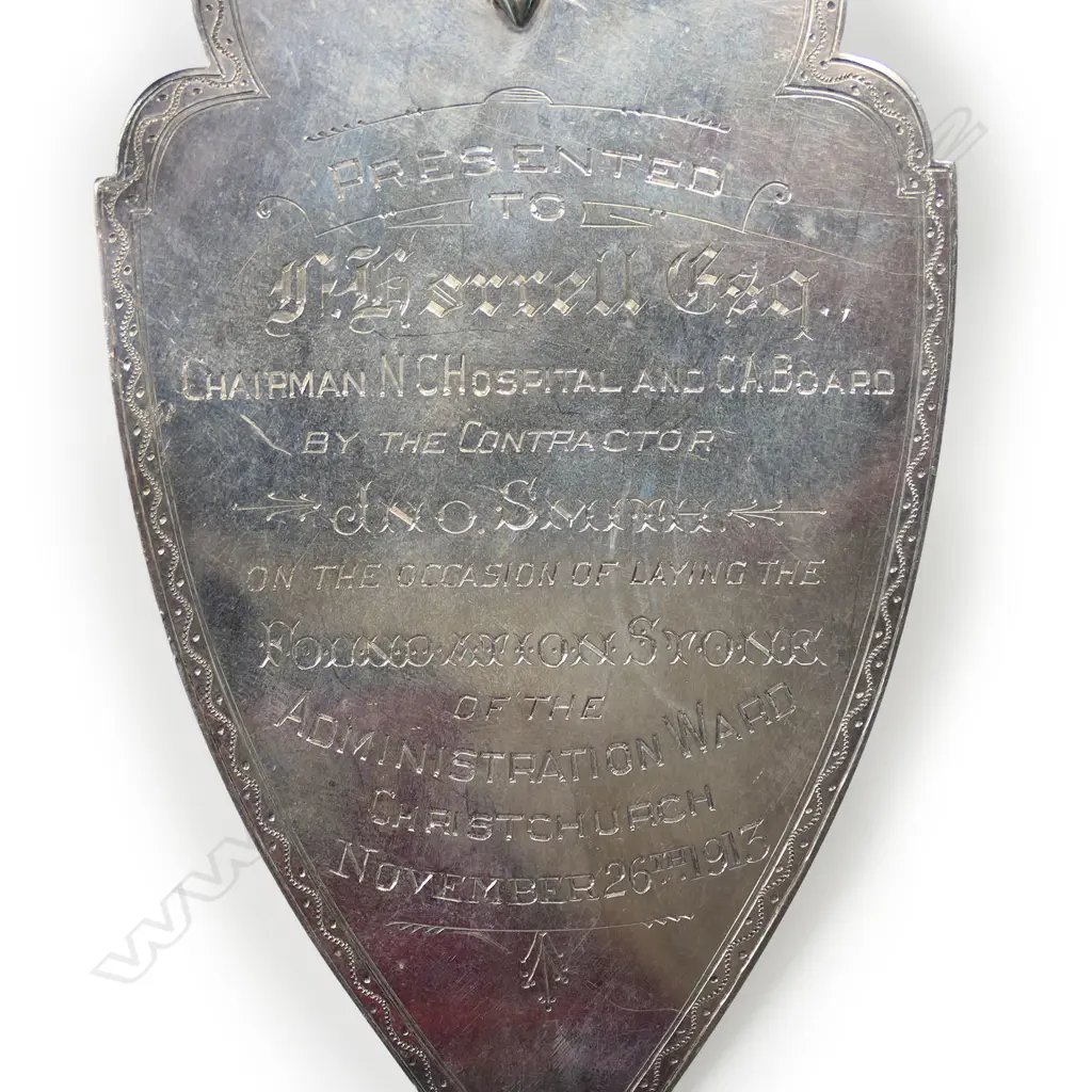 A silver presentation Trowel Christchurch Hospital 1915, Image 1++