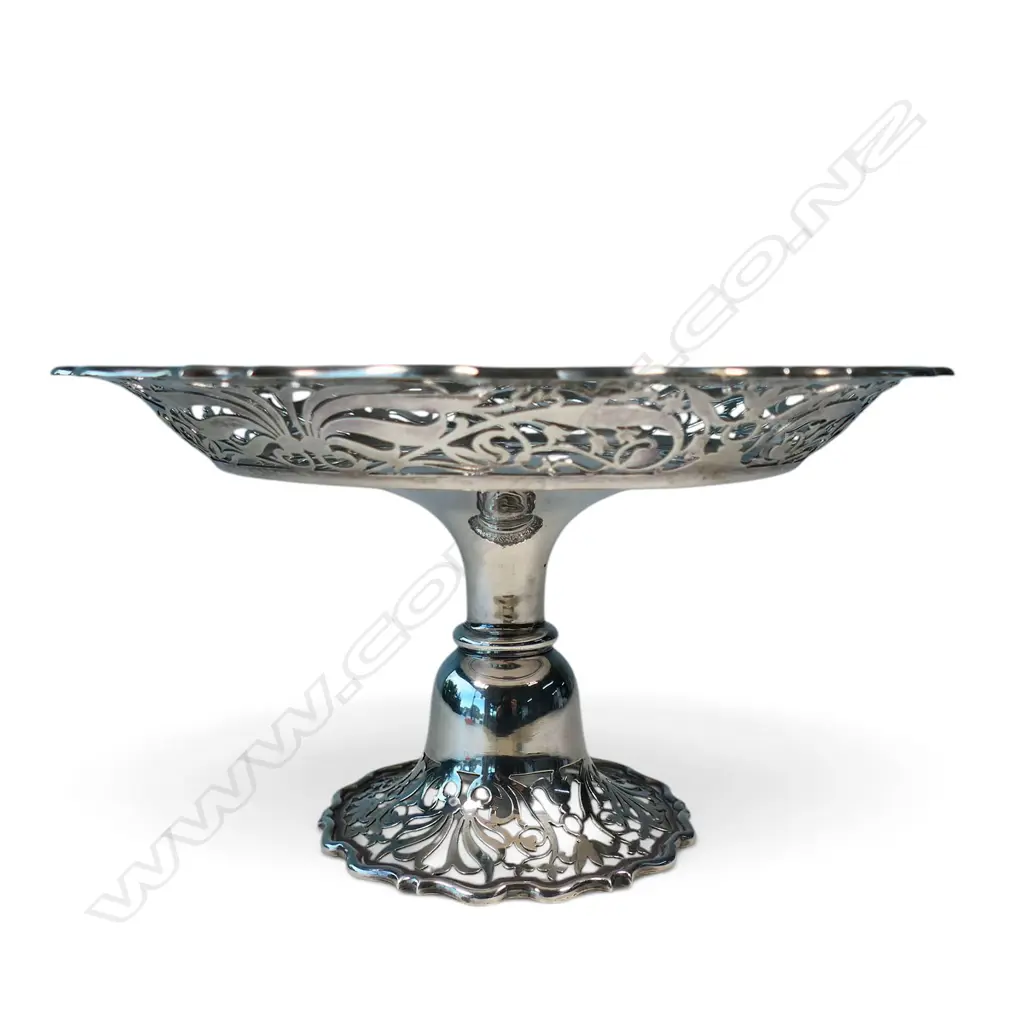 A quality elegant silver tazza, Image 1++