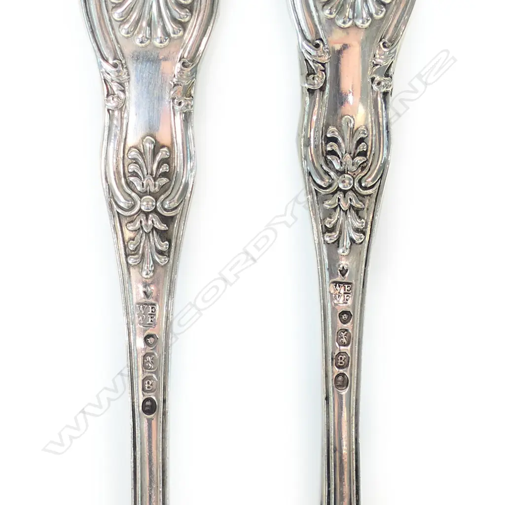 A pair of George IV silver salt spoons, Image 1++