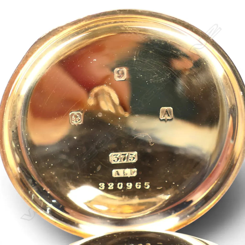A 1925 9ct Rolex full hunter pocket watch, Image 1++