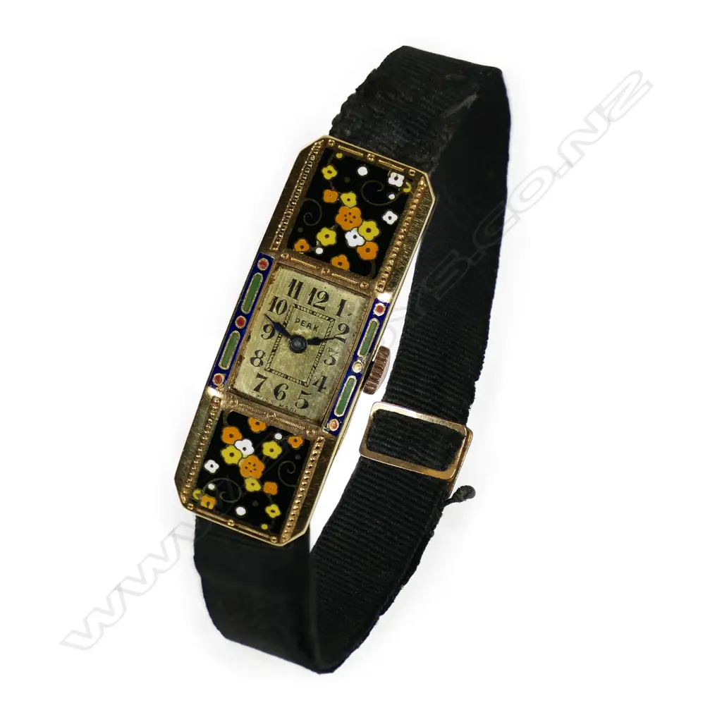 An Art Deco French 'Peak' 18ct yellow gold and enamelled ladies wristwatch, Image 1++