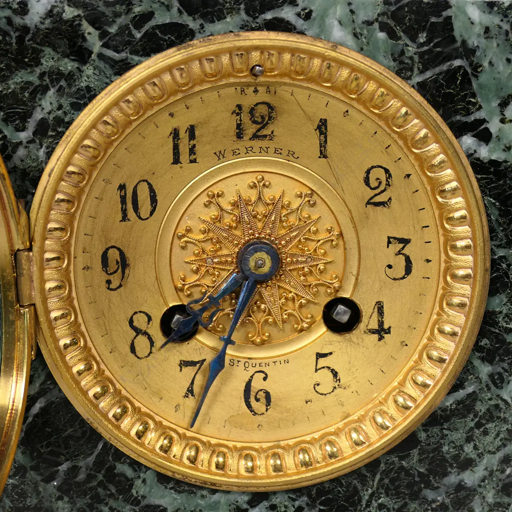 A 19thC French style mantel clock, Image 1++