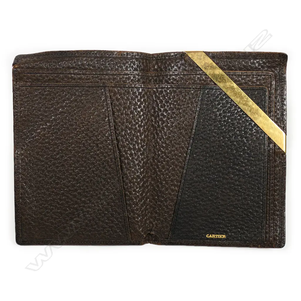 An early 20thC Cartier pig skin wallet with 18ct gold name bar, Image 1++
