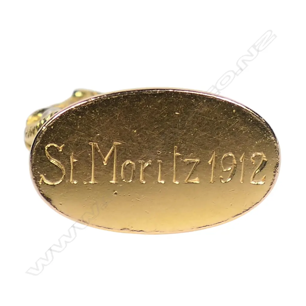 An early 20thC 18ct gold and diamond set elephant seal, Image 1++