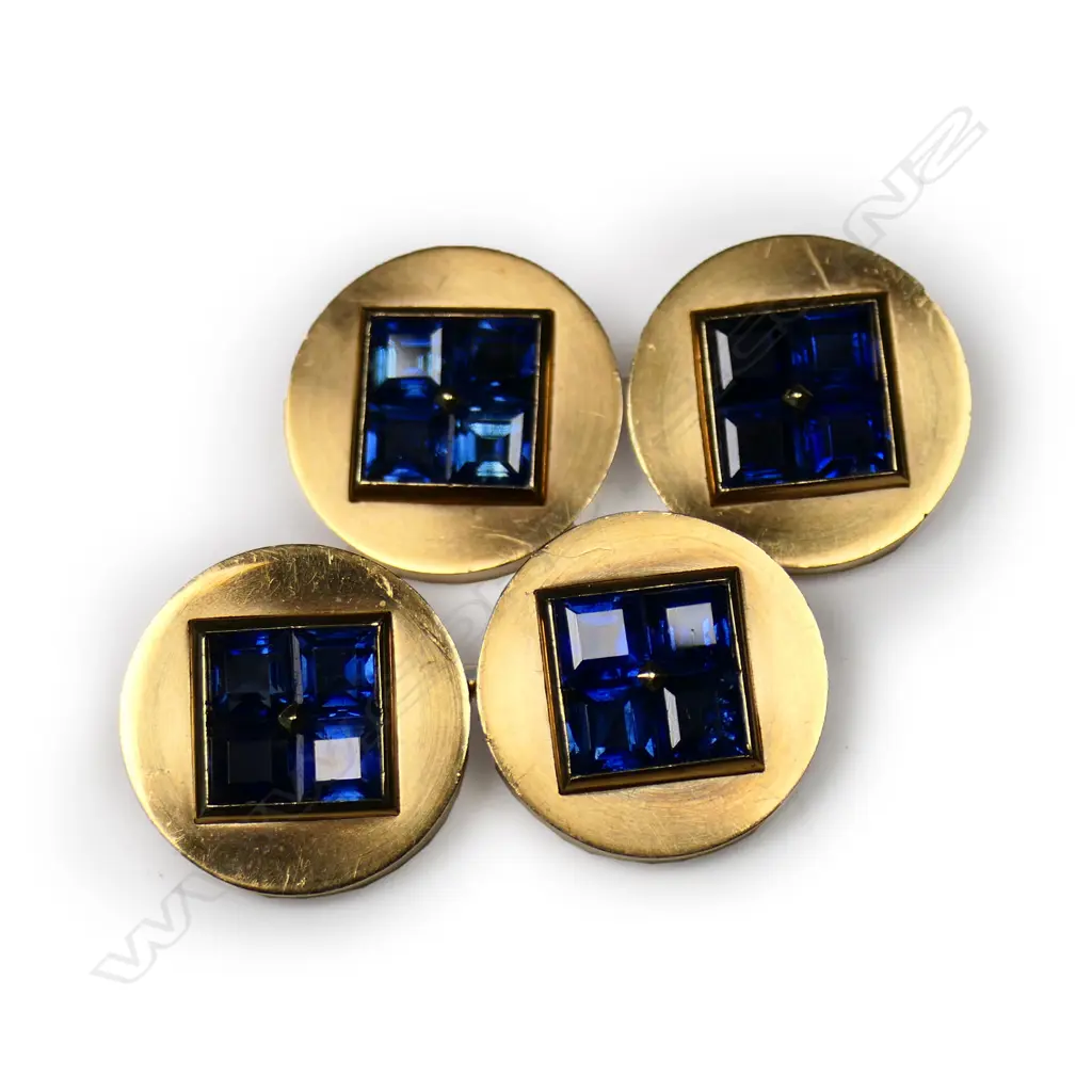 A pair of early 20thC Cartier Paris 18ct gold and princess cut sapphire cufflinks, Image 1++