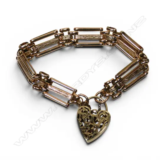 A quality 9ct rose gold gate link bracelet,