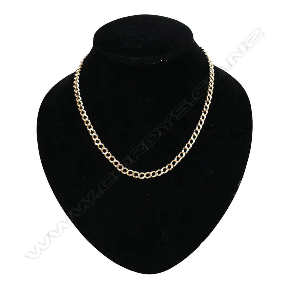 A 9ct rose gold curb link neck chain, Image 1++