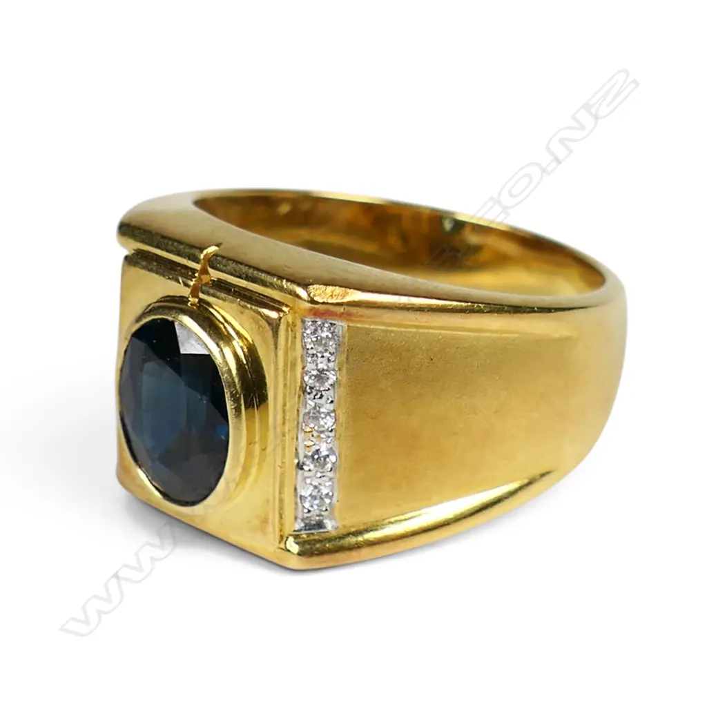 An 18ct yellow gold sapphire and diamond signet type ring, Image 1++