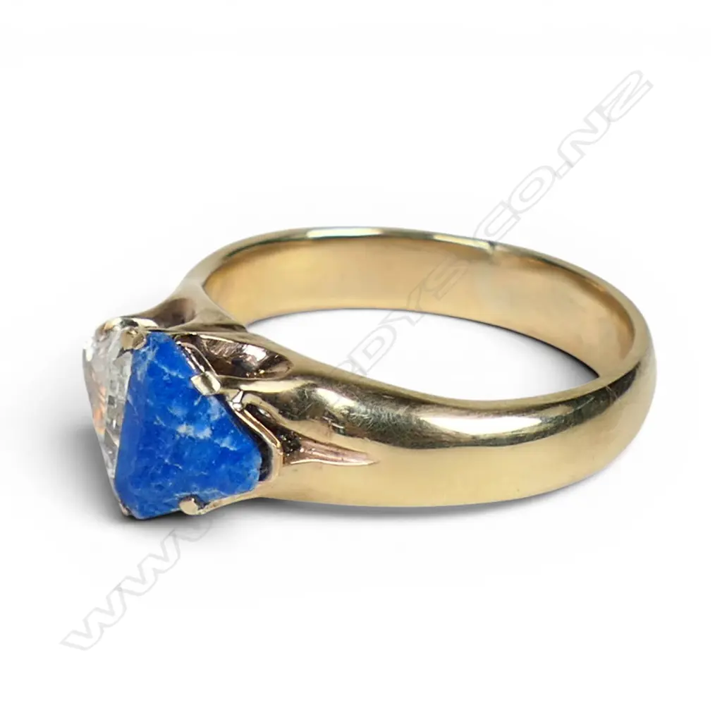 A bespoke Simon Misdale 9ct gold diamond and sodalite ring, Image 1++