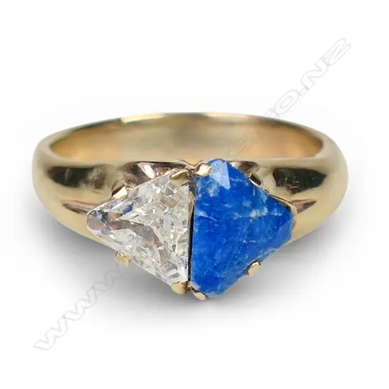 A bespoke Simon Misdale 9ct gold diamond and sodalite ring,