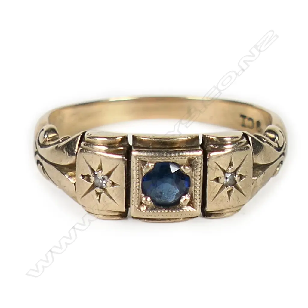 A c.1900 9ct yellow gold sapphire and diamond ring, Image 1++
