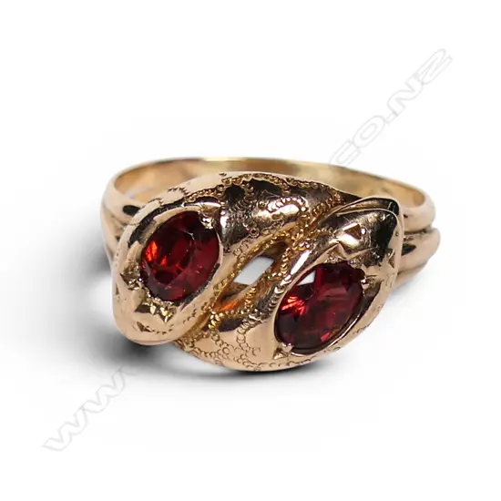 A 19thC 9ct gold double headed snake ring,