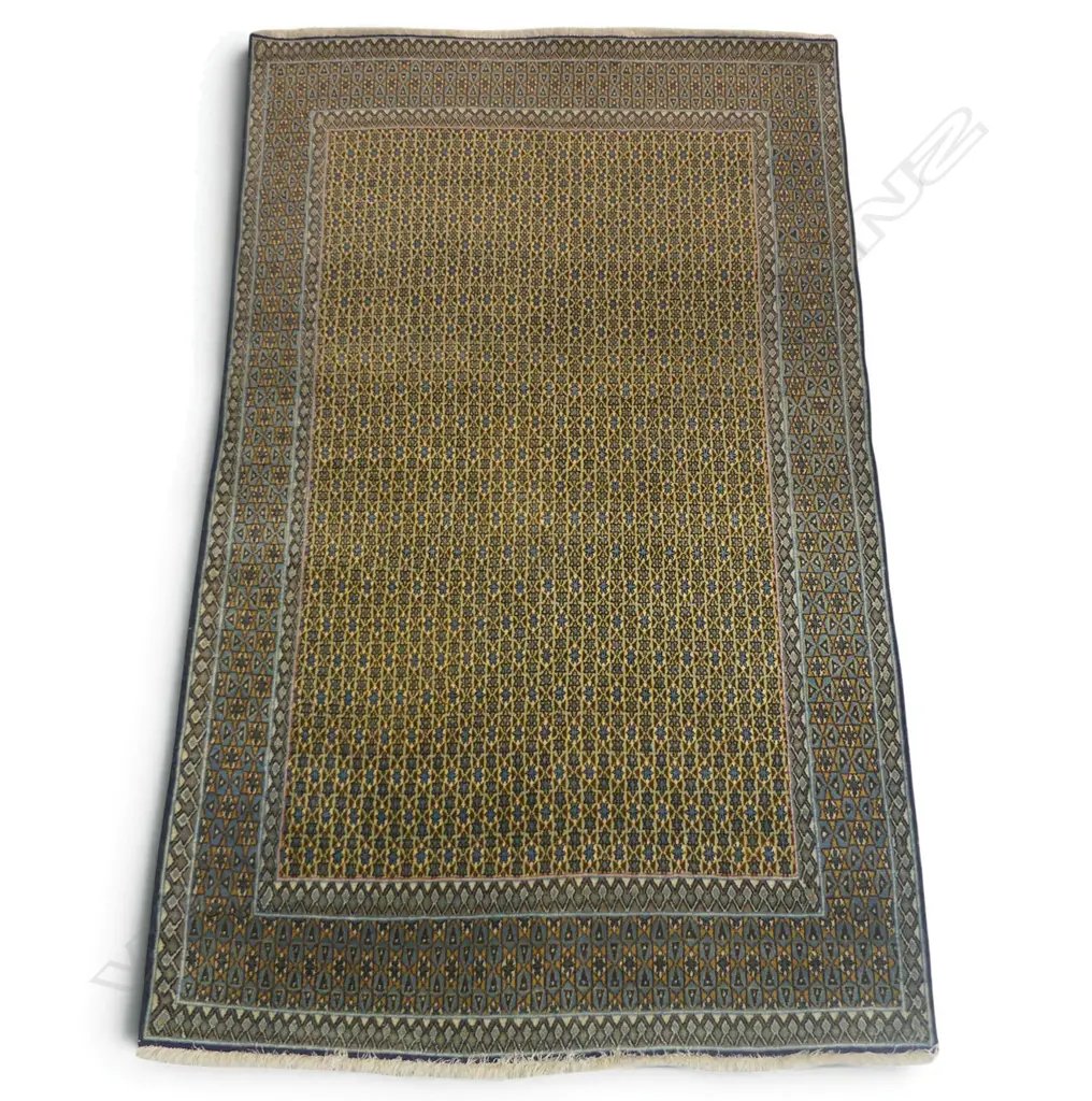 A hand-knotted Hamadan rug, Image 1++