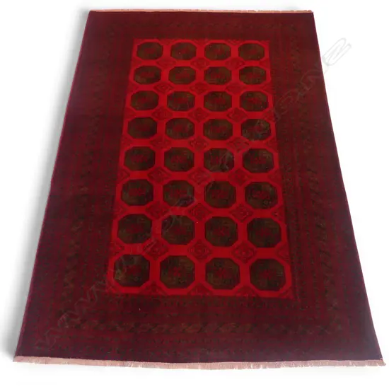 A fine hand-knotted Ersari carpet,