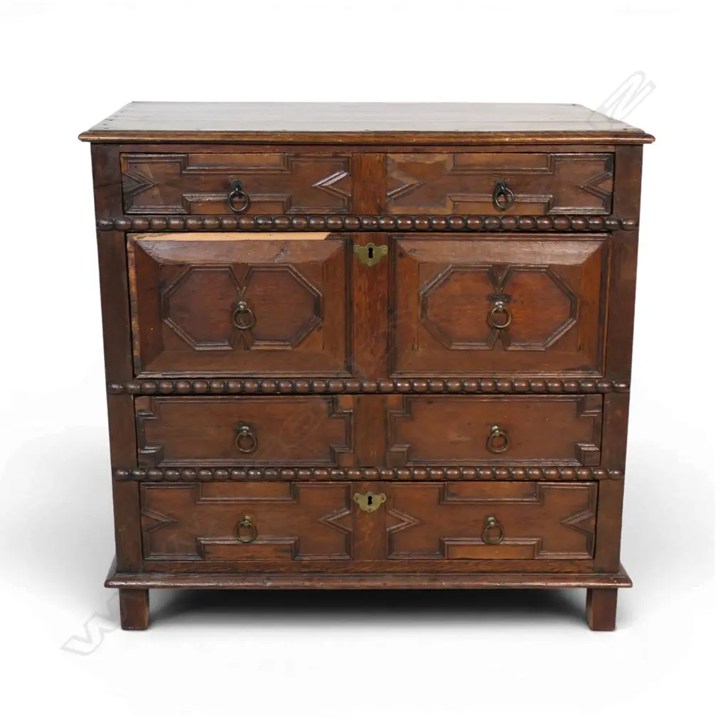 A Georgian oak Jacobean-style chest of drawers, Image 1++