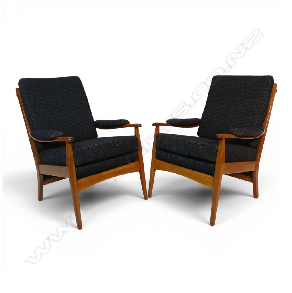 A pair of vintage Cintique mid 20thC armchairs, Image 1++