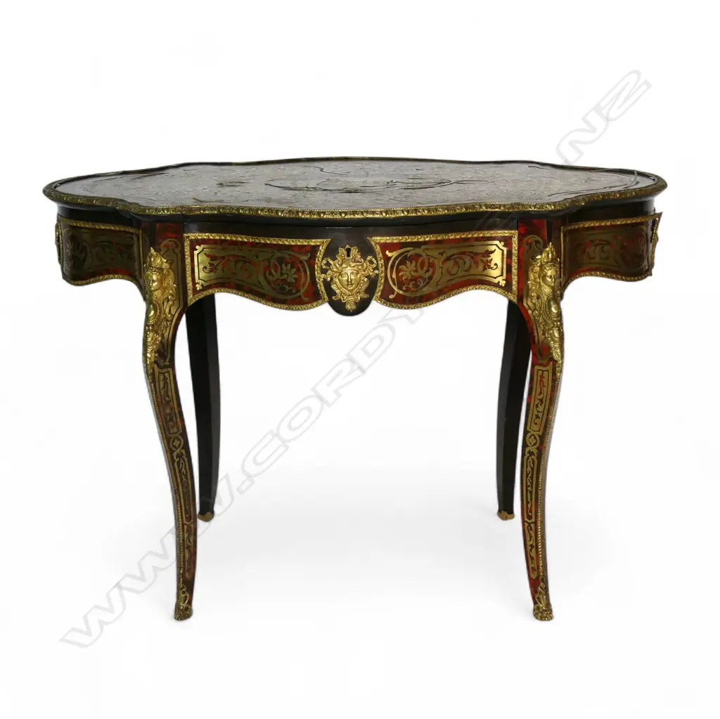 A 19thC French boulle bureau plat, Image 1++