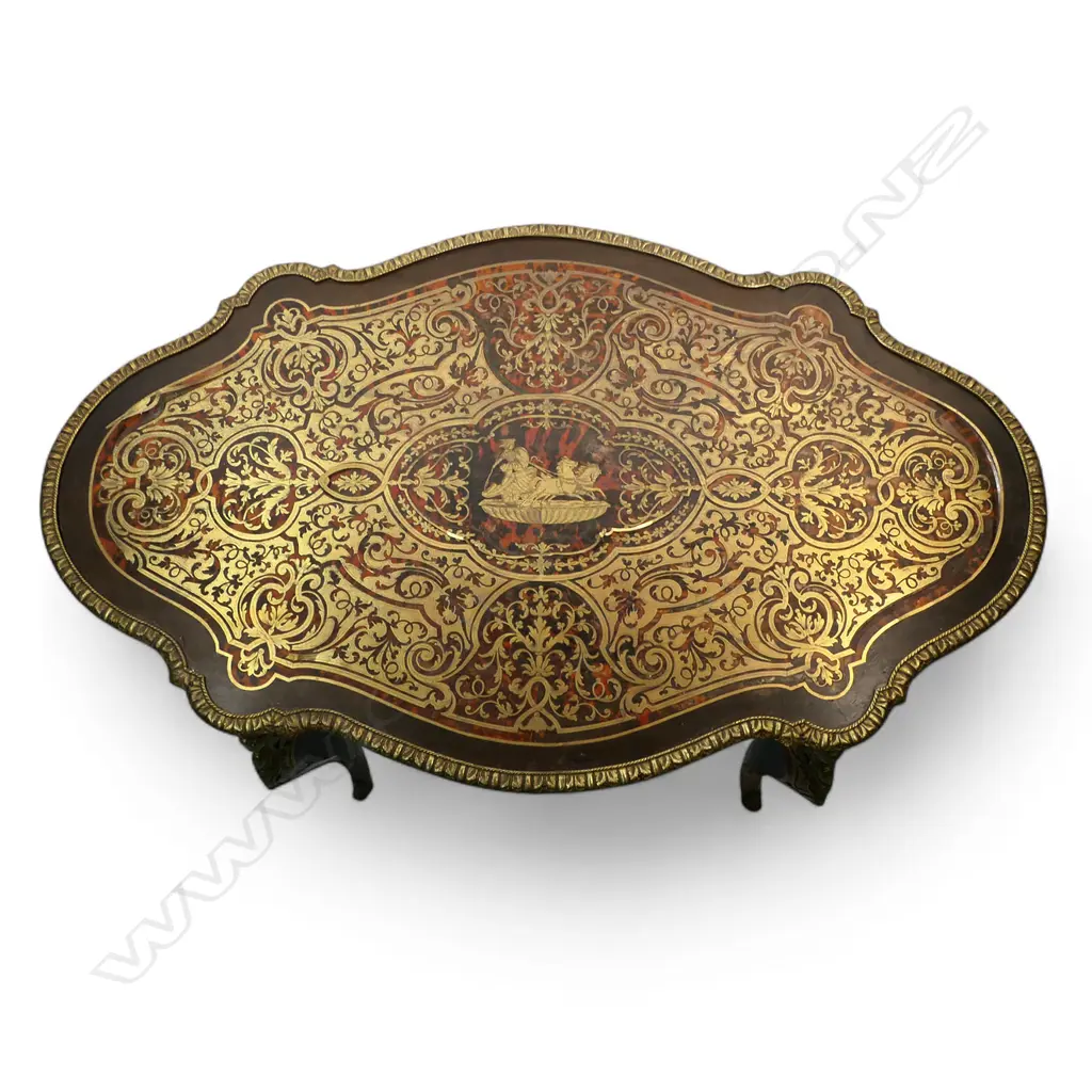 A 19thC French boulle bureau plat, Image 1++