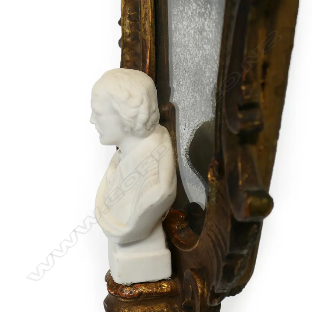 A pair of 19thC Italian gilt framed mirrors, Image 1++