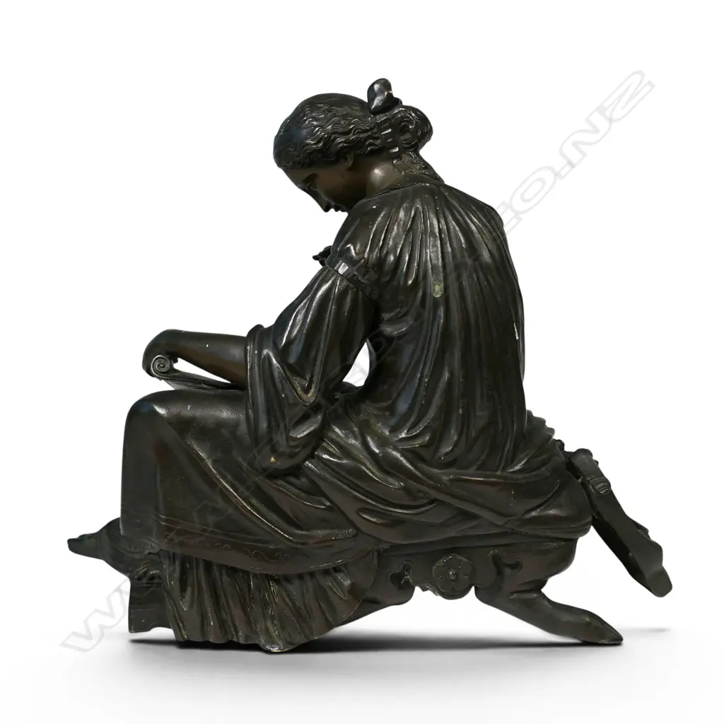 A bronze sculpture of a classical lady, Image 1++