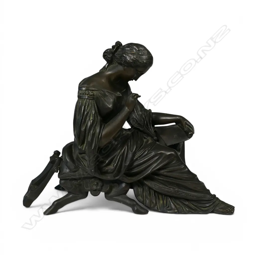 A bronze sculpture of a classical lady, Image 1++
