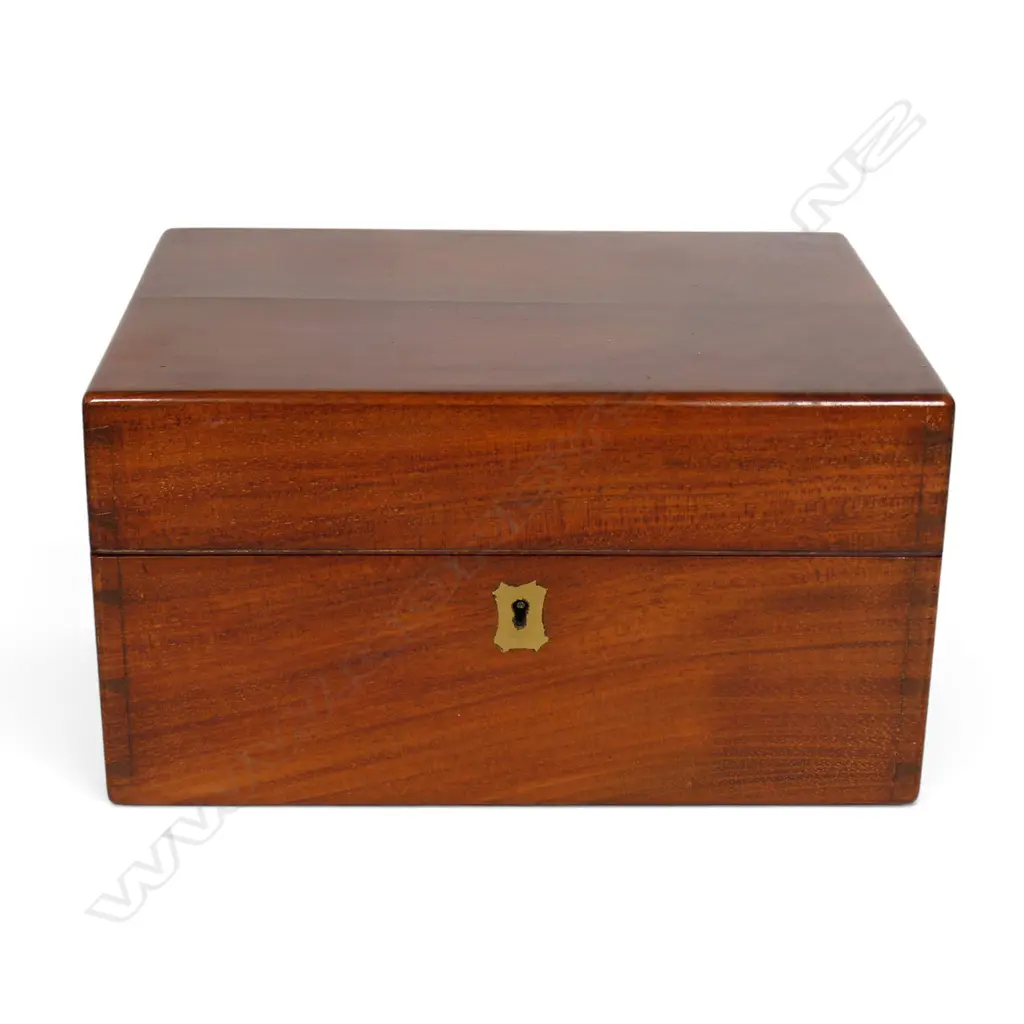 A 19thC mahogany apothecary cabinet, Image 1++