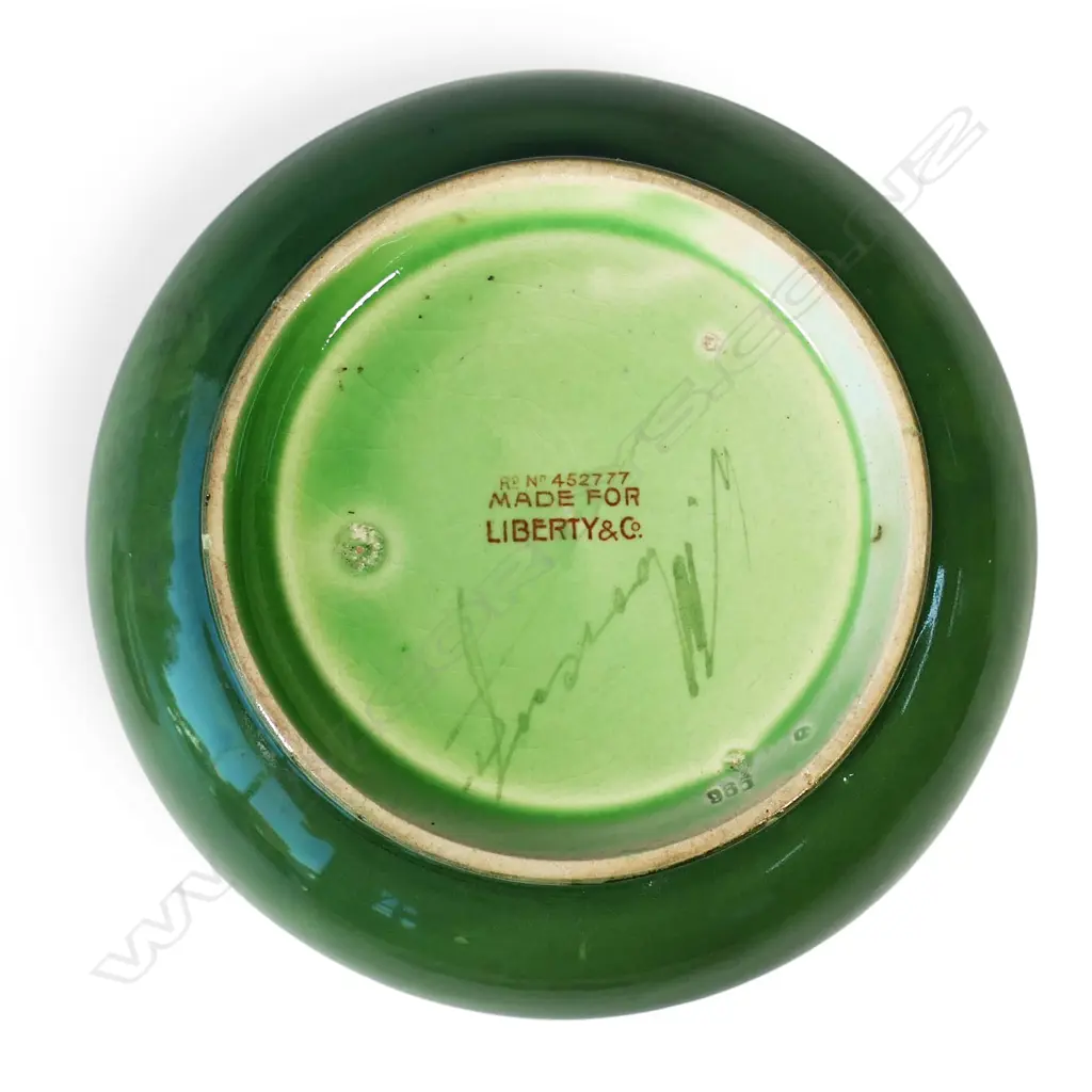 A Macintyre & Co. Flaminian Ware humidor, Image 1++