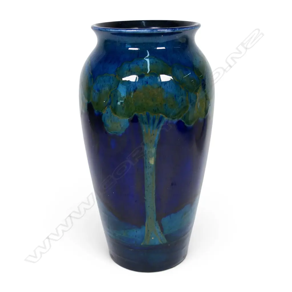 A c.1925 William Moorcroft ‘Moonlit Blue' pattern vase, Image 1++