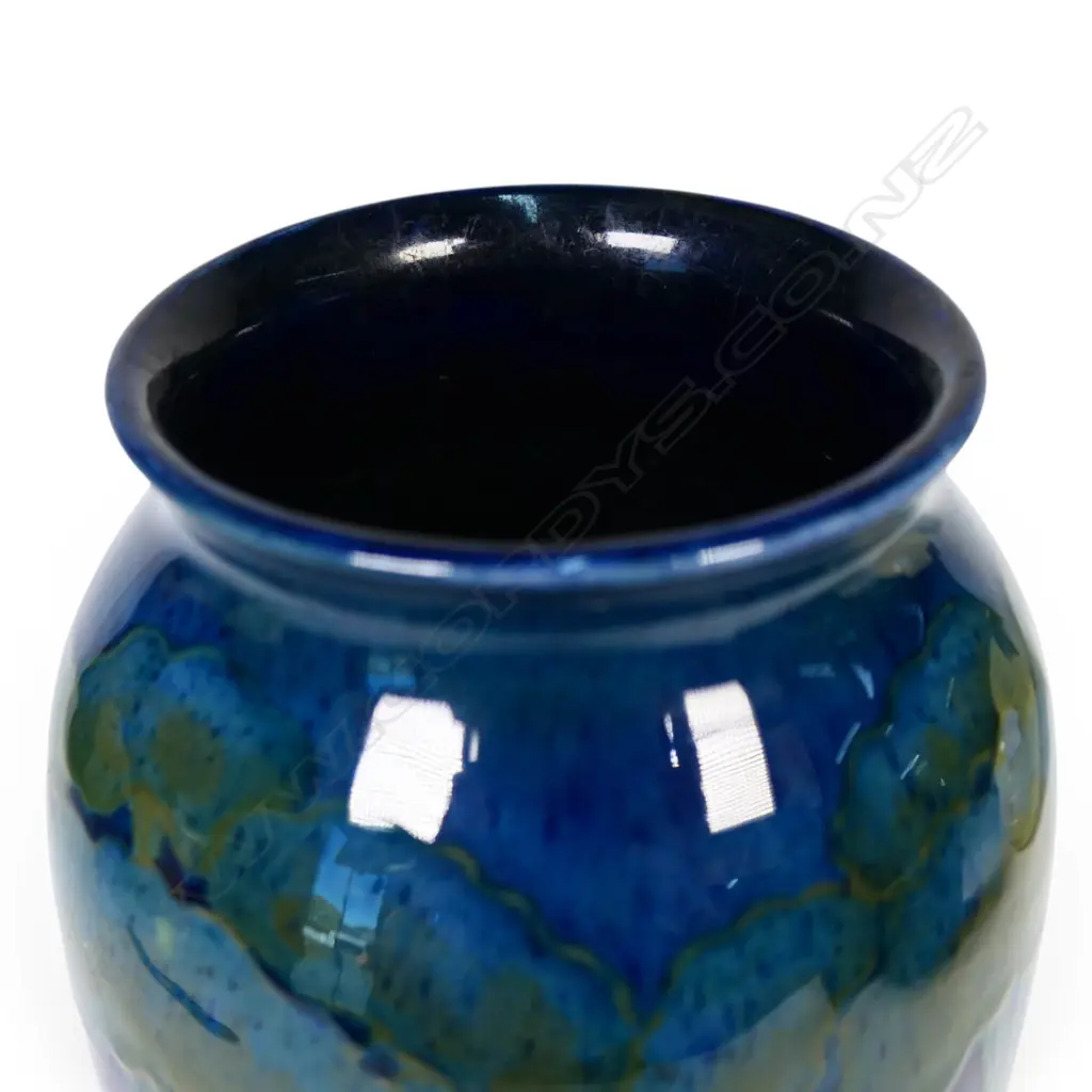 A c.1925 William Moorcroft ‘Moonlit Blue' pattern vase, Image 1++