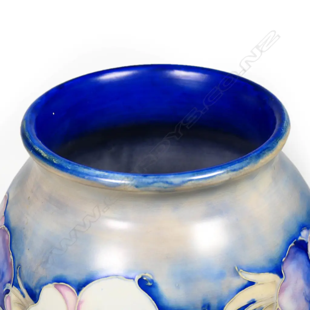 A c.1938 William Moorcroft large salt glaze Anemone vase, Image 1++