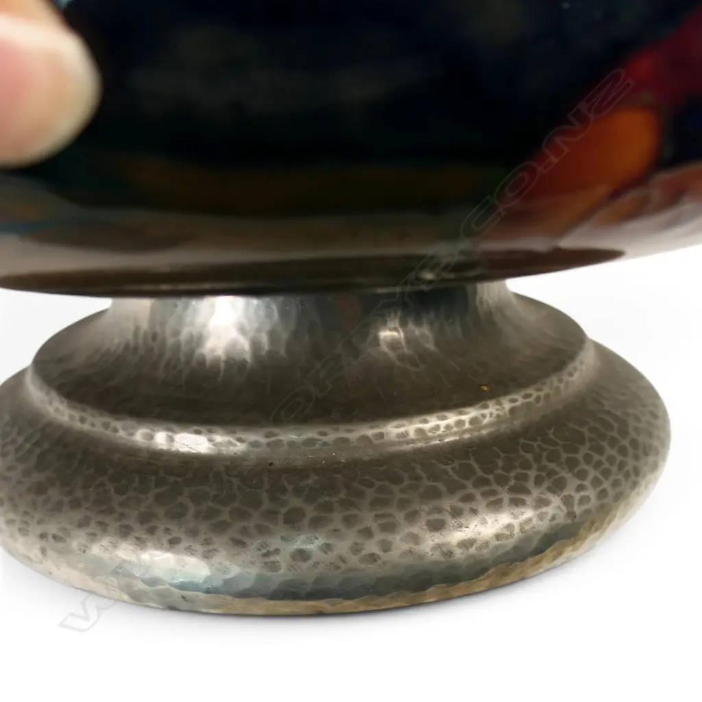 A William Moorcroft ‘Poppy' bowl on Tudric pewter pedestal base, Image 1++