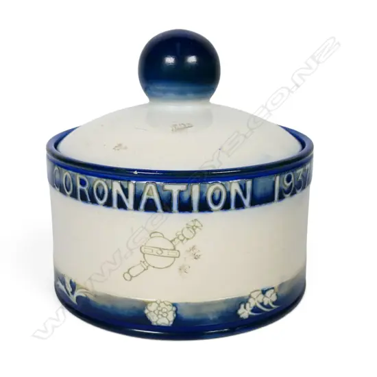 A rare William Moorcroft Edward VIII lidded tobacco humidor,