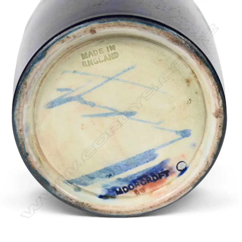 A William Moorcroft flambé vase, Image 1++