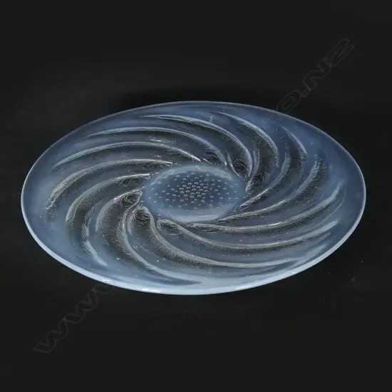 A c.1921 René Lalique ‘Poissons’ opalescent glass platter,