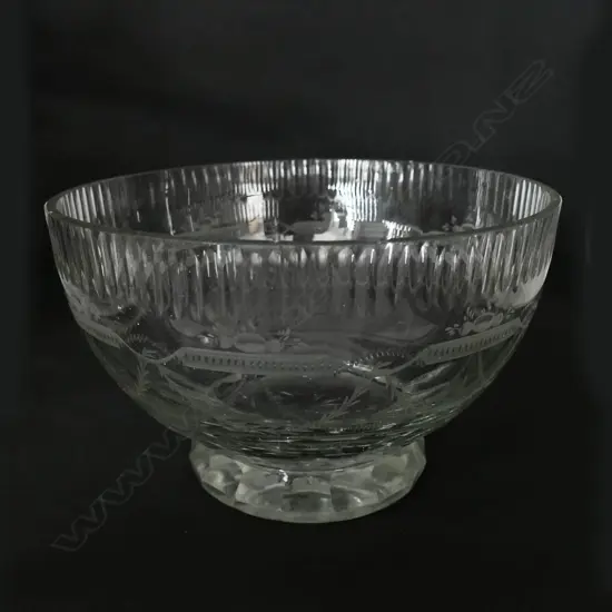 A 19thC Continental crystal pedestal bowl,