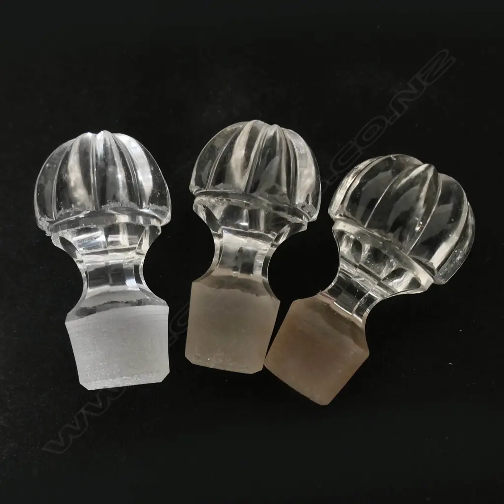 Three 19thC Continental lobed crystal decanters, Image 1++